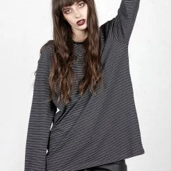 MET1 Underline Long Sleeve T-Shirt