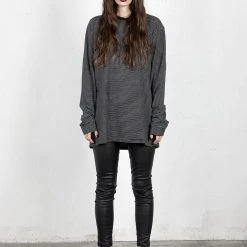 MET1 Underline Long Sleeve T-Shirt