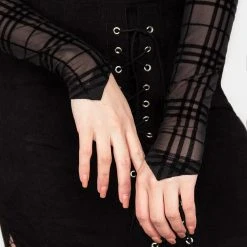 CHI1 Buffy Check Mesh Top