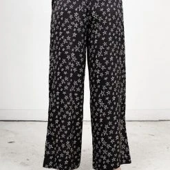 MET1 Clothing Hallow Pants