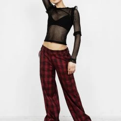 MET1 Women Mourning Ruffle Top