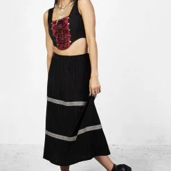 CHI1 Morris Tiered Midi Skirt