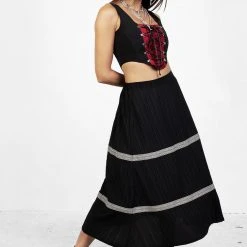 CHI1 Morris Tiered Midi Skirt