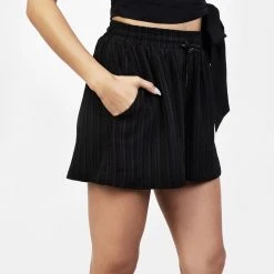 CHI1 Jul Flowy Shorts Women