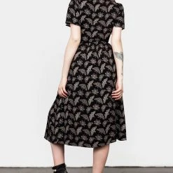 LVT1 MORTMOTH SHORT SLEEVE MIDI DRESS