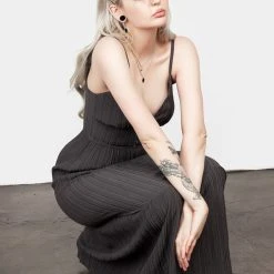 LVT1 Women GUINEVERE TIERED GOWN