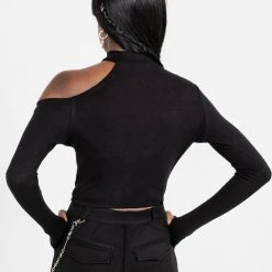 LVT1 Clothing Sioux Cut Out Top