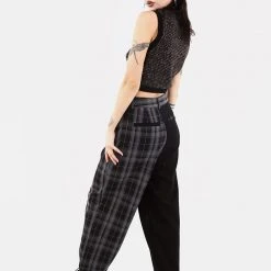 MET1 CULTISH KNITTED VEST