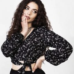 MET1 Women MAKEBELIEVE TIE FRONT CROP TOP