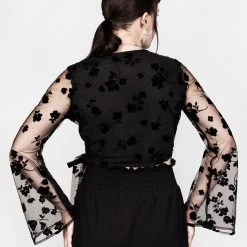 MET1 STEVIE FLOCKED WRAP CROP TOP